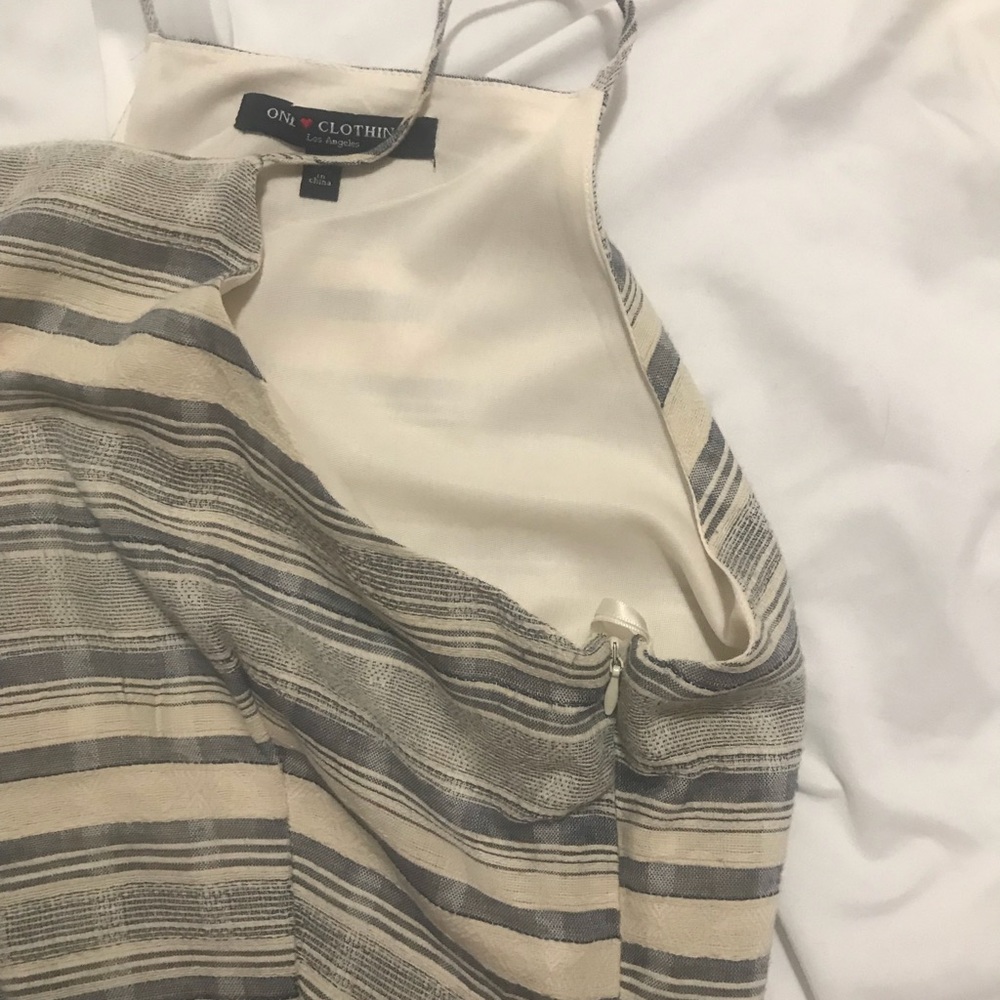 Dress - Picture 3 of 5